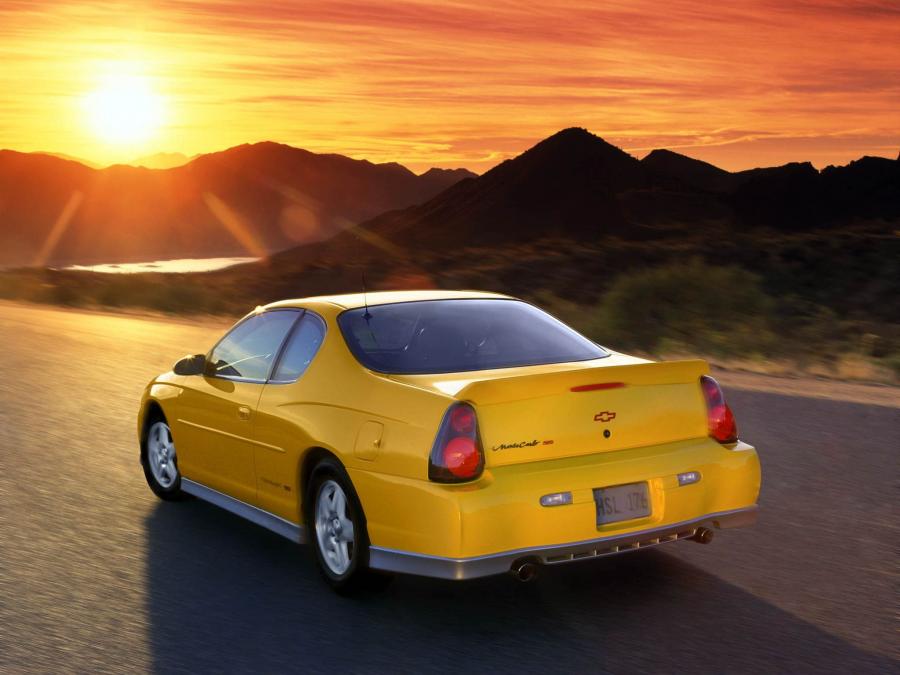  Chevrolet Monte Carlo Supercharged SS 2004 года  (фото 7 из 11)
